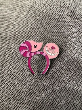 2025 Disneyland Wave A - Cheshire Cat Ears - trading pin Alice in Wonderland